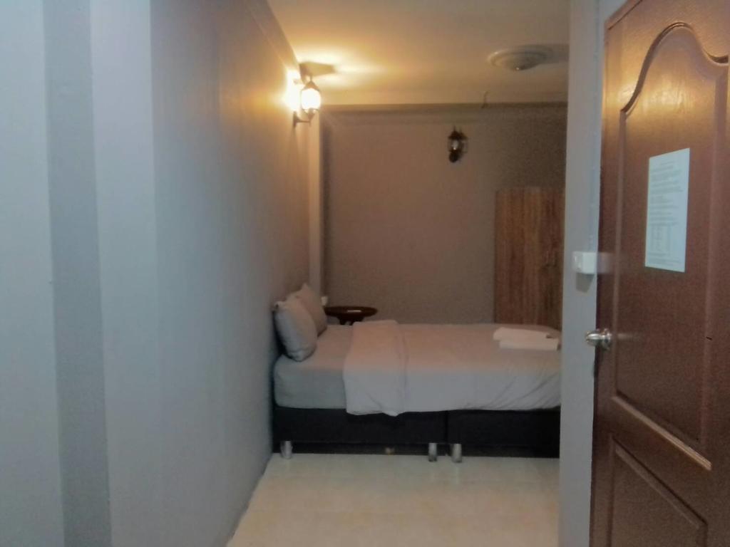 The Bed Hotel Патая Екстериор снимка
