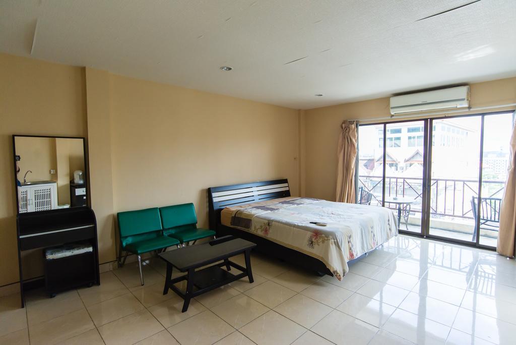 The Bed Hotel Патая Екстериор снимка